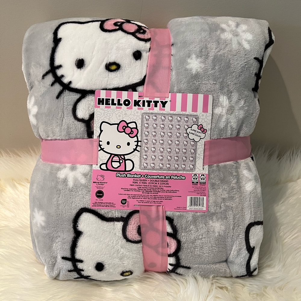 *BRAND NEW* Hello Kitty Super Soft Plush Blanket - Queen Size